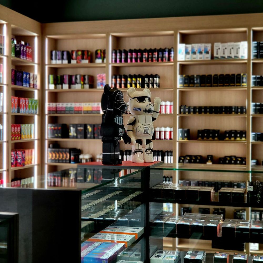 Vapor vault